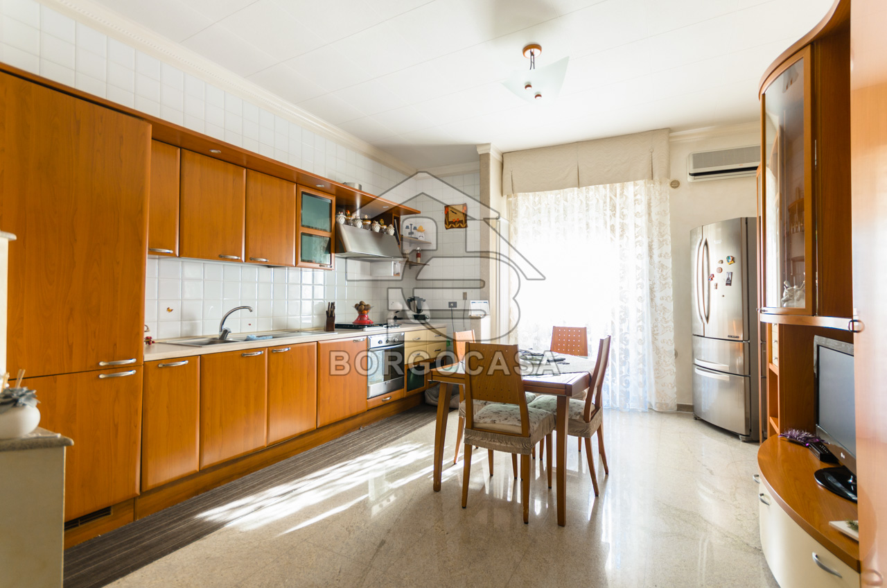 Foto 3 - Appartamento in Vendita a Manfredonia - Via Galileo Galilei