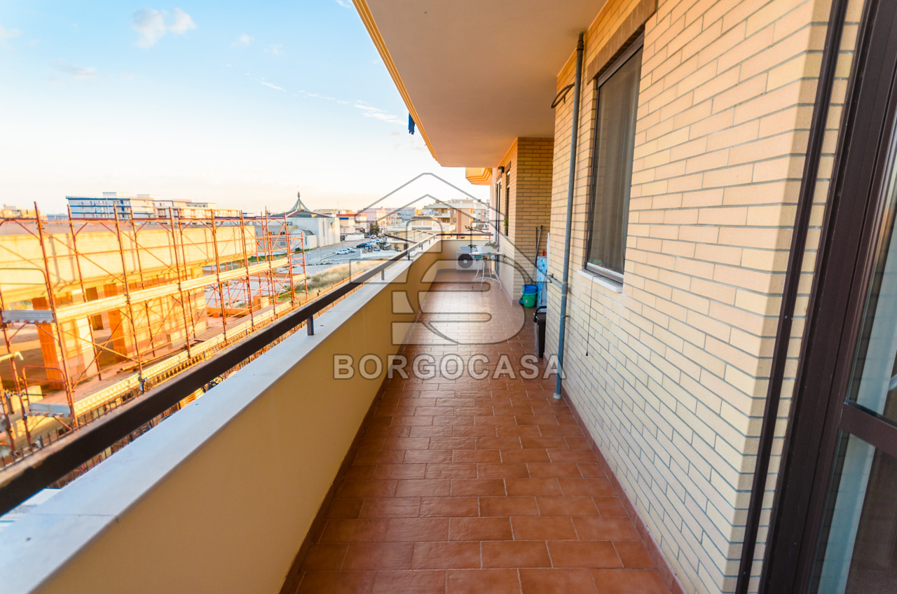 Foto 5 - Appartamento in Vendita a Manfredonia - Via Lorenzo Frattarolo