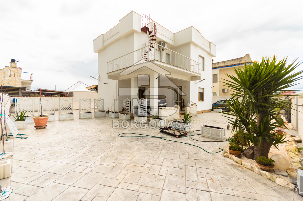 Foto 1 - Villa in Vendita in Località sciali la Bussola,snc - Manfredonia