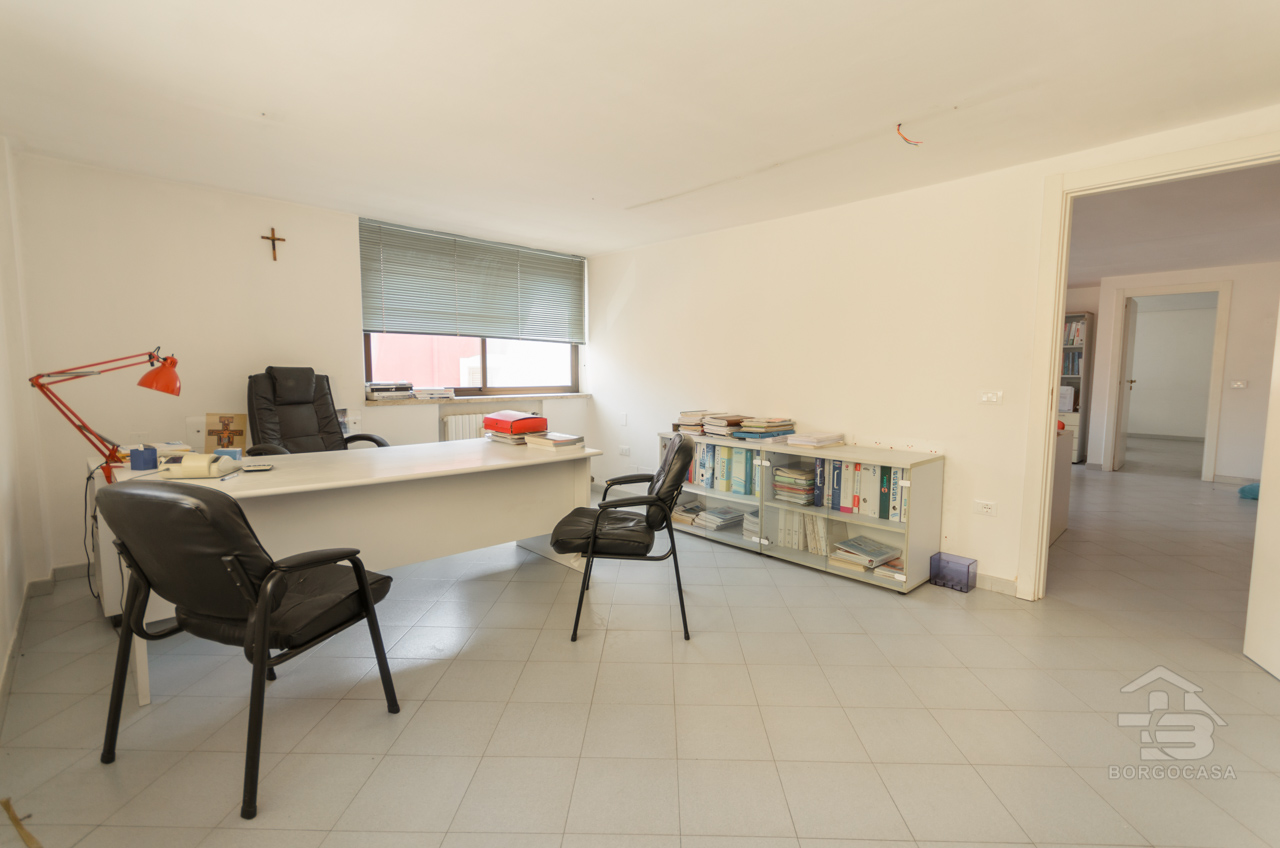 Foto 4 - Ufficio/studio in Vendita in Via A.Ospedale Orsini,47 - Manfredonia