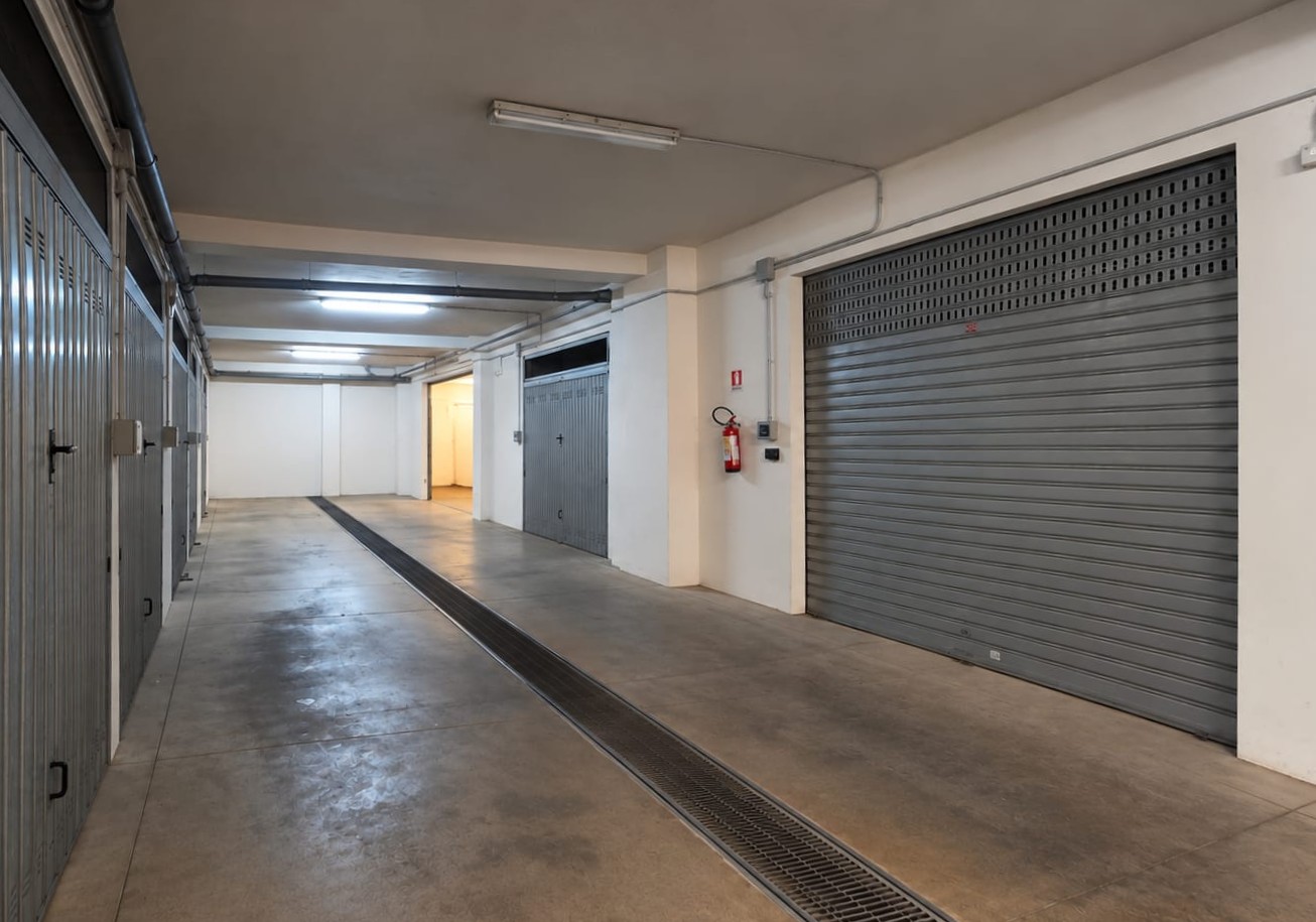 Foto 5 - Box/garage in vendita in Via Calle del Porto , Manfredonia