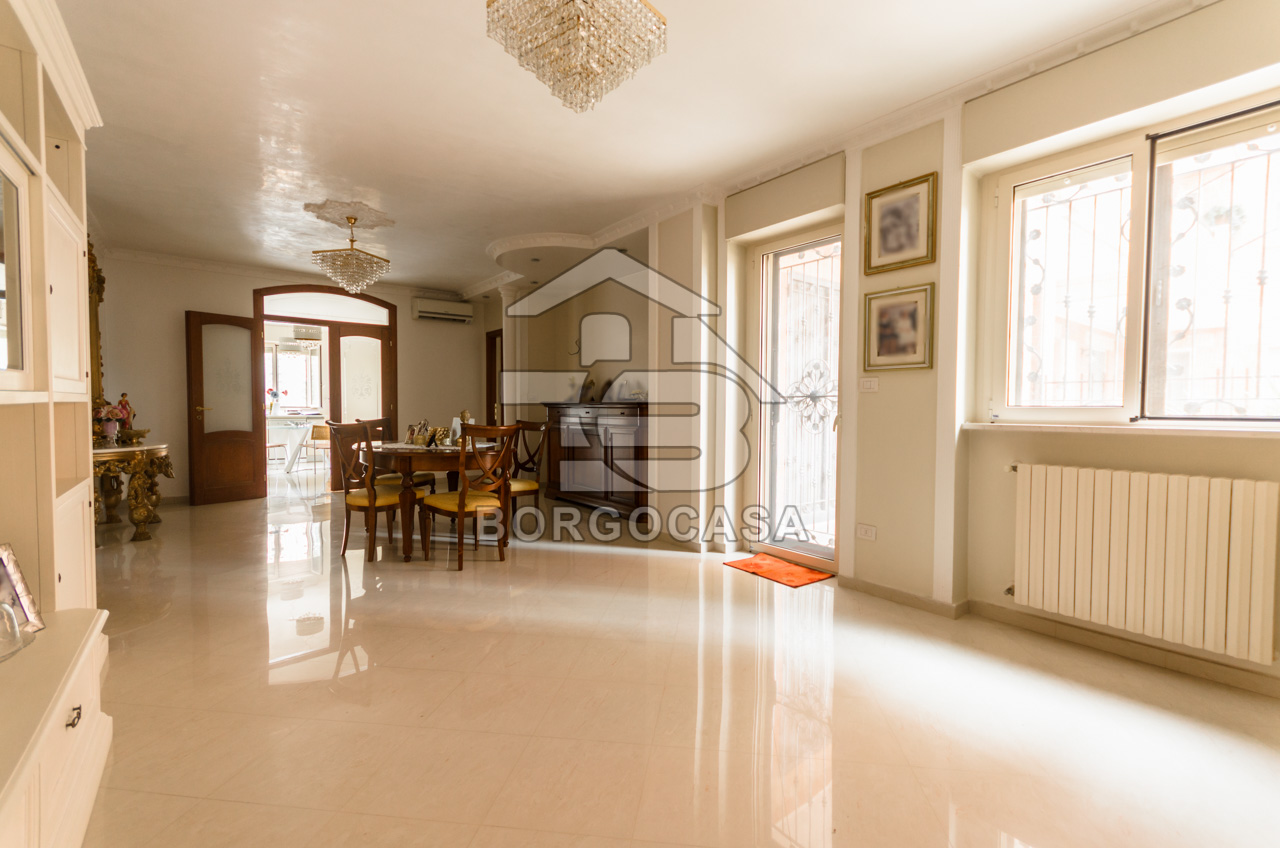 Foto 1 - Appartamento in Vendita a Manfredonia - Via Pino Rucher