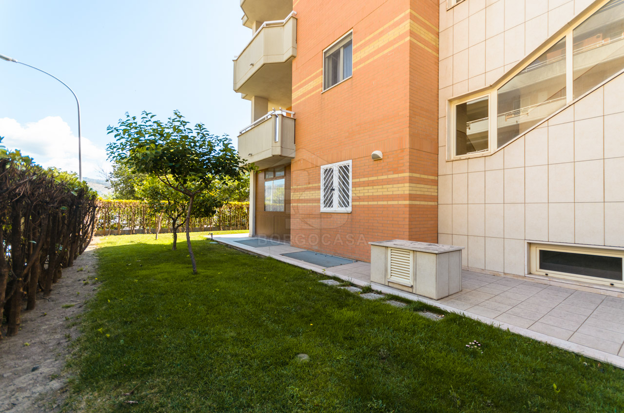 Foto 3 - Appartamento in Vendita in Via delle Primule,6p - Manfredonia