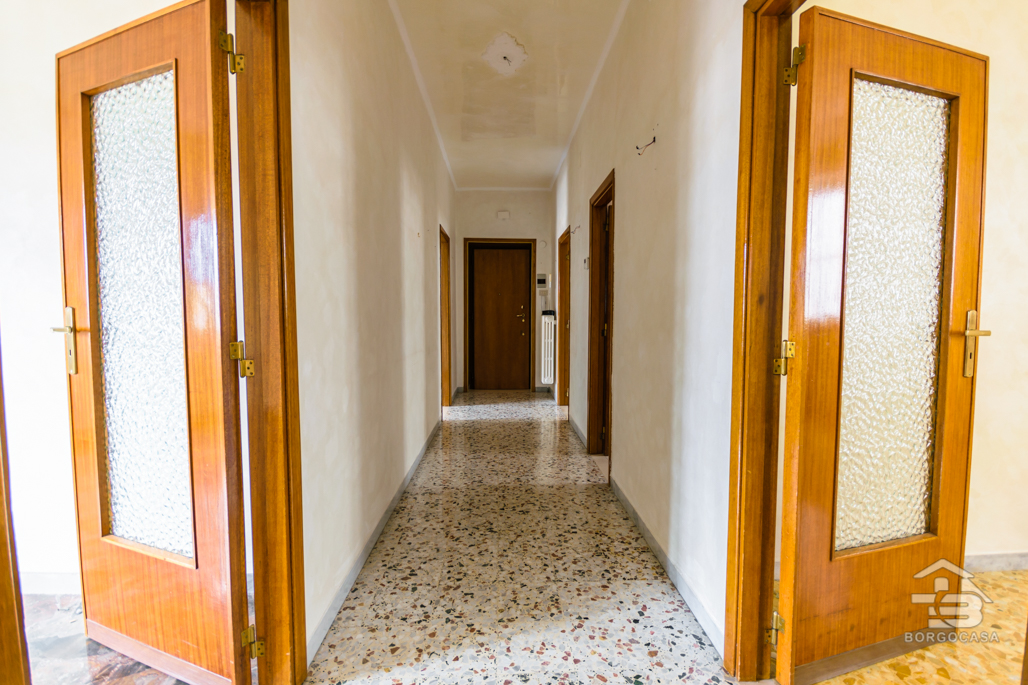 Foto 10 - Appartamento in Vendita in Via Pulsano,55 - Manfredonia