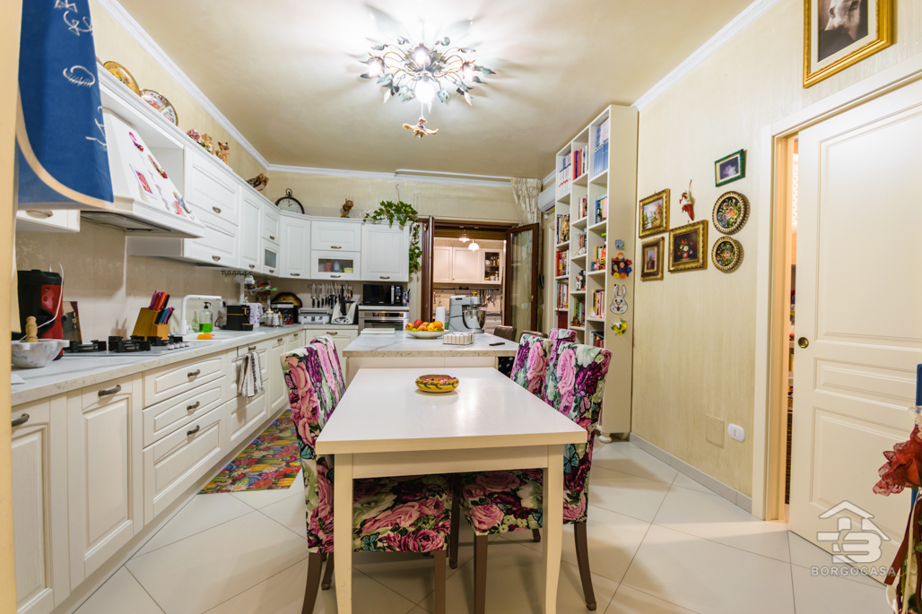 Foto 11 - Appartamento in Vendita in Viale di Vittorio,137 - Manfredonia