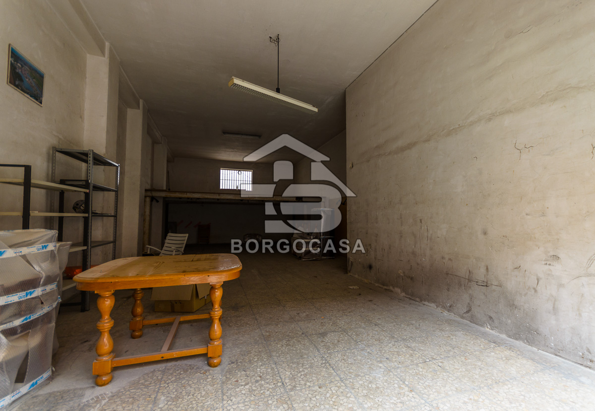 Foto 4 - Laboratorio/magazzino in Locazione in Via Luigi Allegato,92 - Manfredonia
