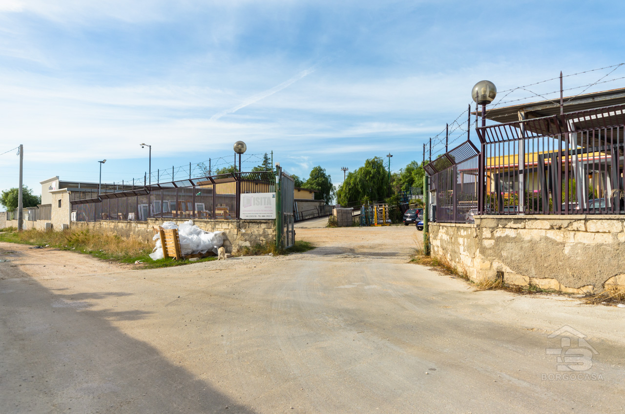 Foto 19 - Laboratorio/magazzino in Vendita in S.S. 89 km 173+300,snc - Manfredonia