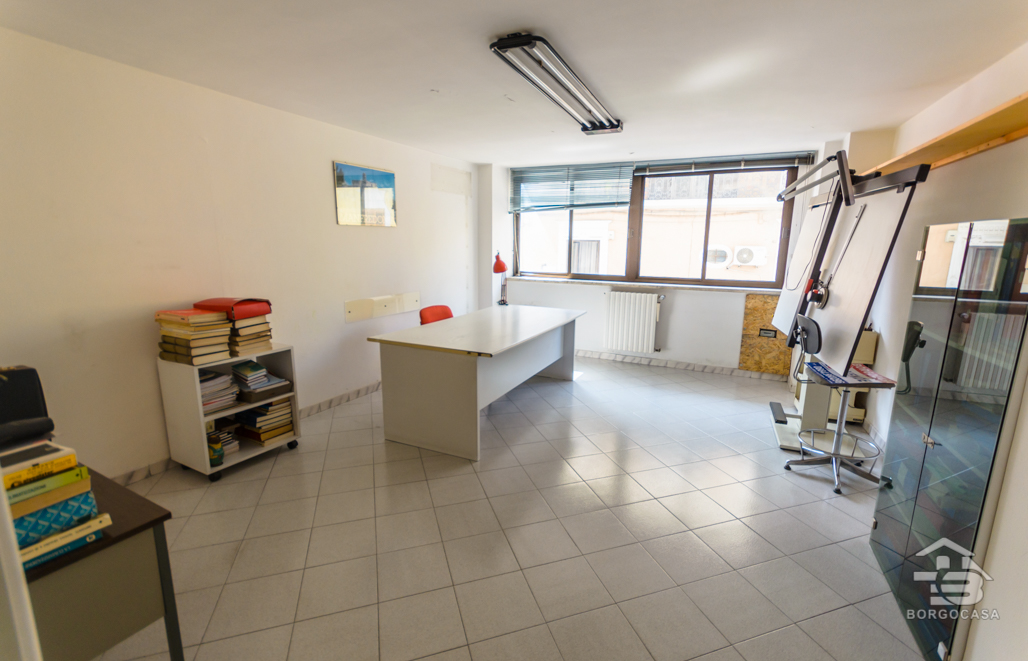 Foto 2 - Ufficio/studio in Vendita in Via Ospedale Orsini,47 - Manfredonia